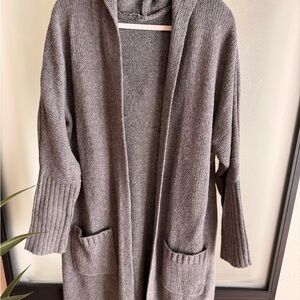 Cozy Gray Women's long cardigan